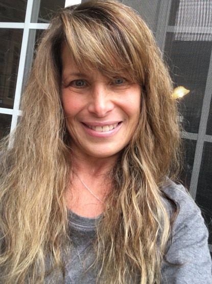 - 2018 (BEST BEST, gray shirt)